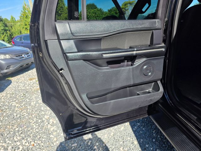 FordExpedition MAX XLT Sport Utility 4D14