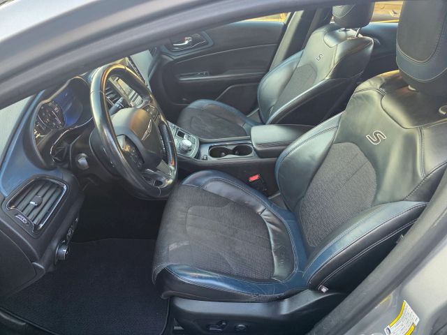 Chrysler200 200S Sedan 4D12