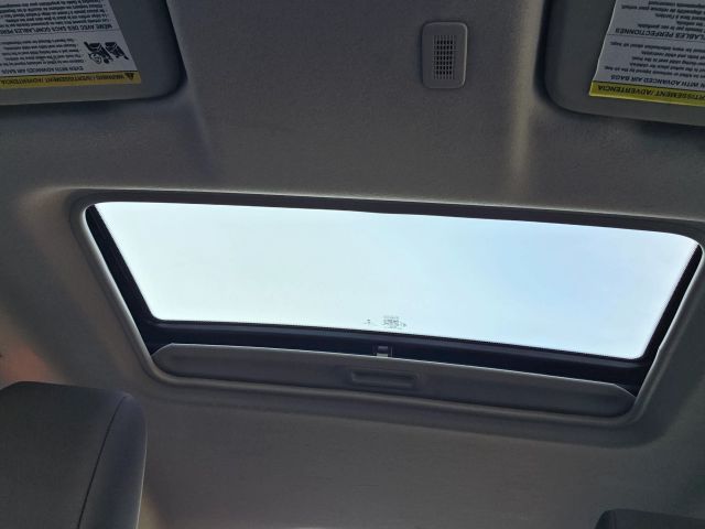 FordFiesta SE Sedan 4D17