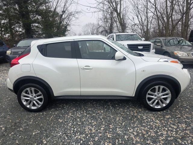 NissanJUKE SL Sport Utility 4D4