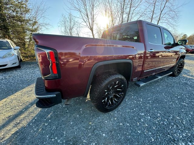 GMCSierra 1500 Crew Cab SLT Pickup 4D 5 3/4 ft6