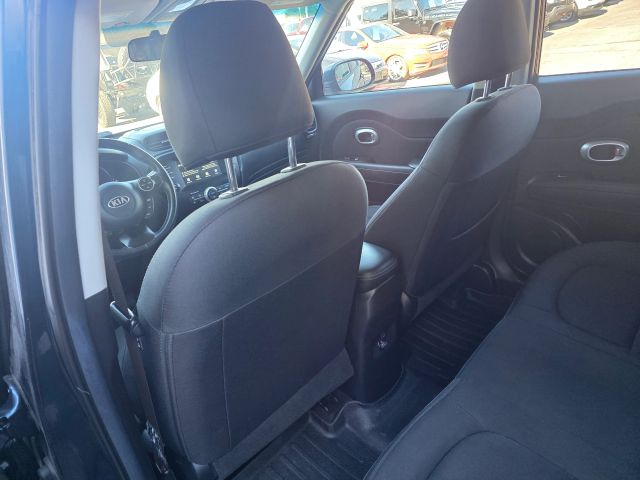 KiaSoul + Wagon 4D19