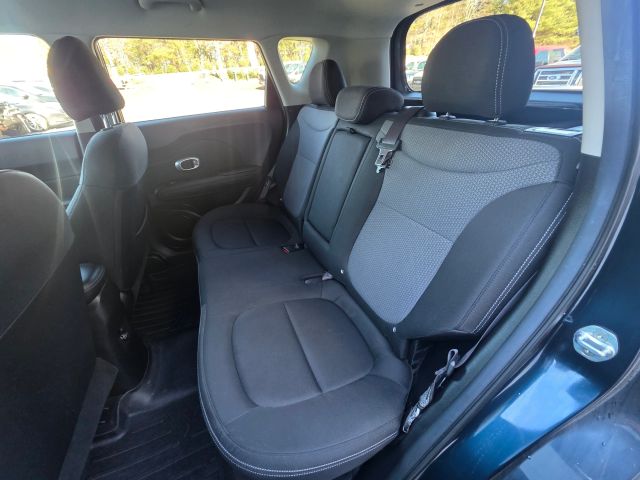 KiaSoul + Wagon 4D20