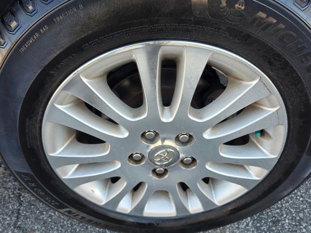 ToyotaSienna XLE Limited Minivan 4D10