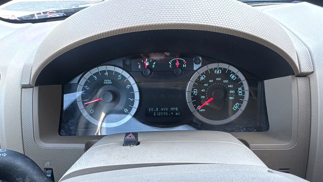 FordEscape Limited Sport Utility 4D17