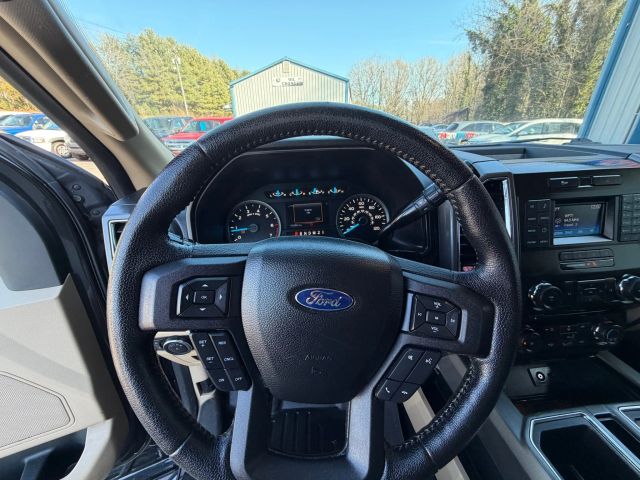 FordF150 SuperCrew Cab XLT Pickup 4D 6 1/2 ft15