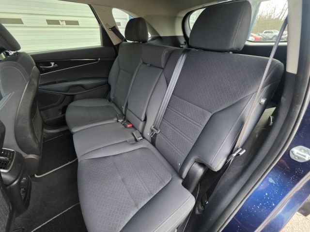 KiaSorento LX Sport Utility 4D20