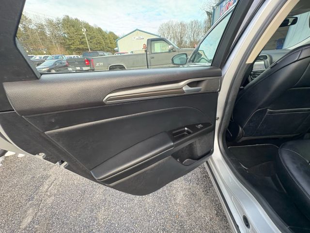 FordFusion SEL Sedan 4D10