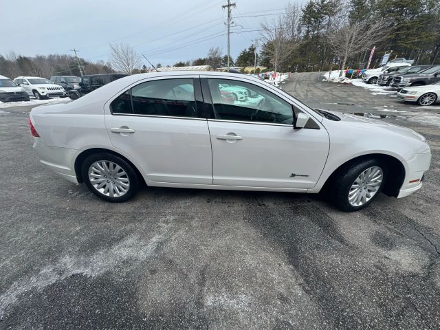 FordFusion Hybrid Sedan 4D6