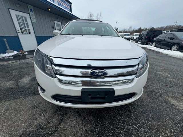 FordFusion Hybrid Sedan 4D8