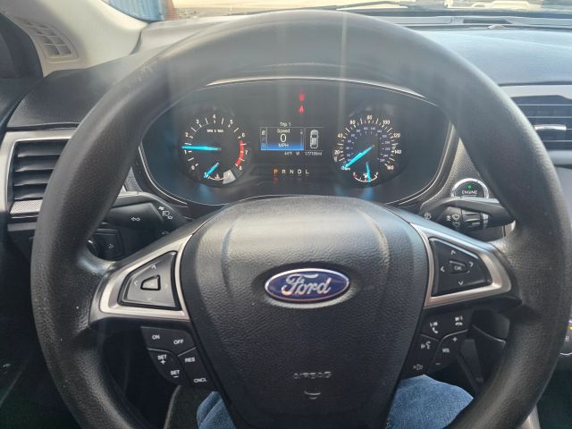 FordFusion SE Sedan 4D15