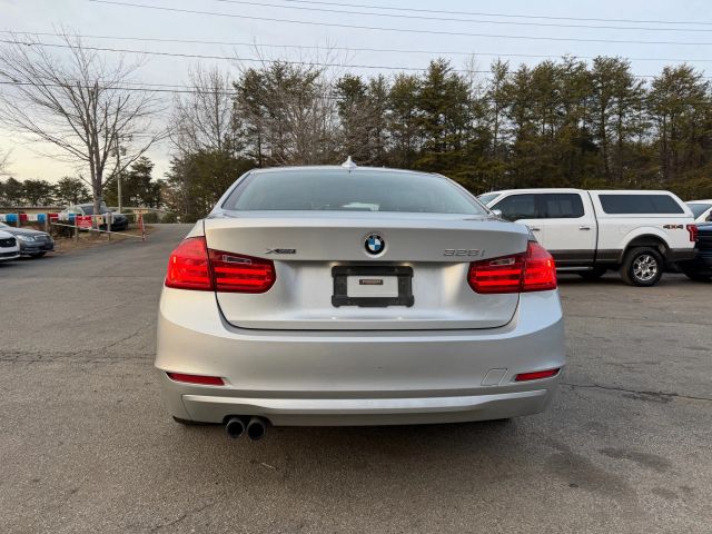 BMW3 Series 328i xDrive Sedan 4D6