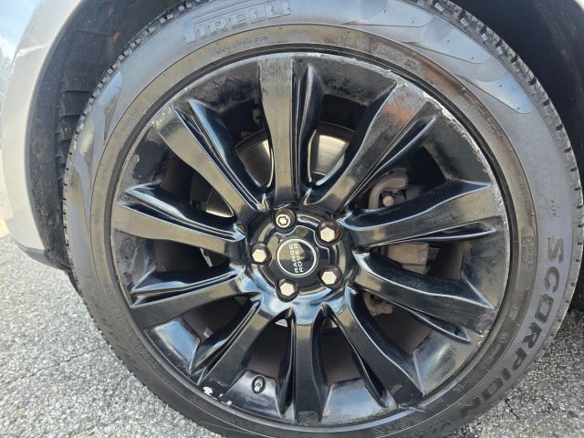 Land RoverRange Rover HSE Sport Utility 4D9