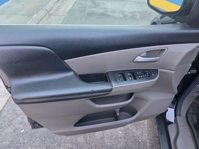 HondaOdyssey EX-L Minivan 4D11