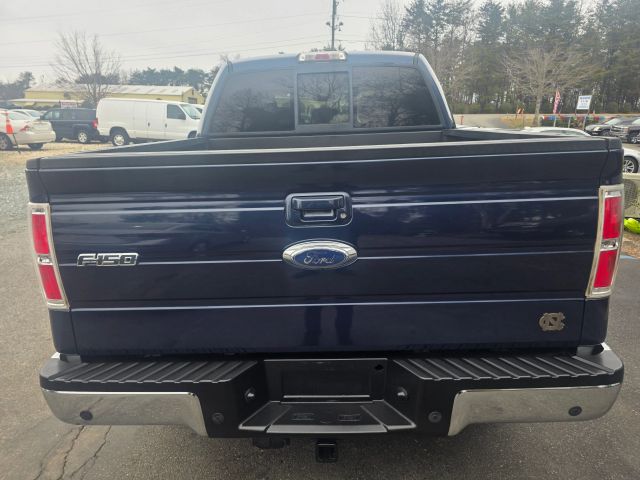 FordF150 SuperCrew Cab Lariat Pickup 4D 5 1/2 ft6
