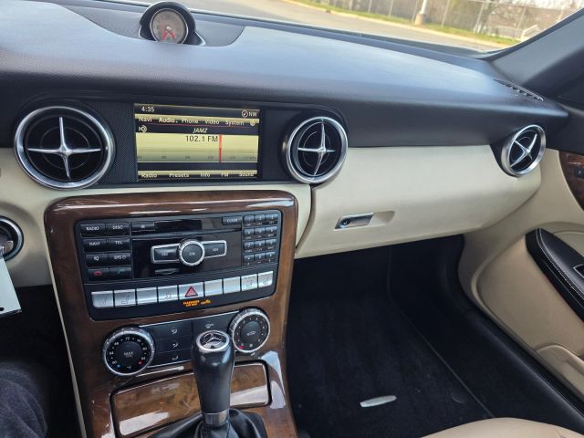 Mercedes-BenzSLK-Class SLK 250 Roadster 2D16