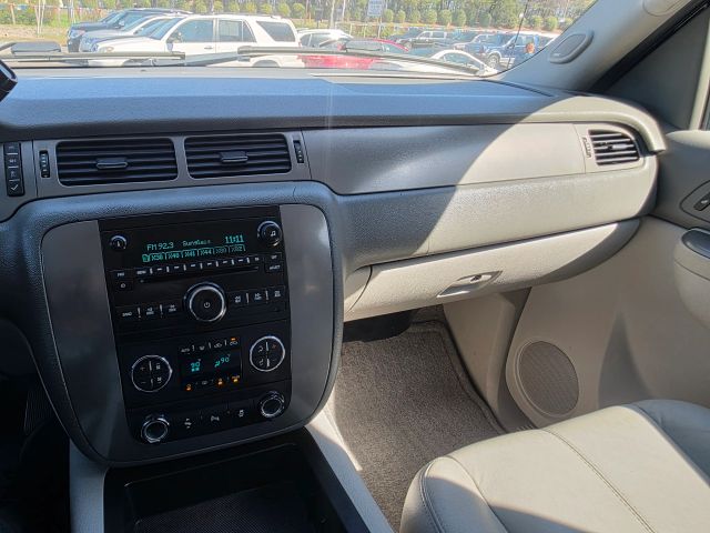 ChevroletAvalanche LT Sport Utility Pickup 4D 5 1/4 ft16