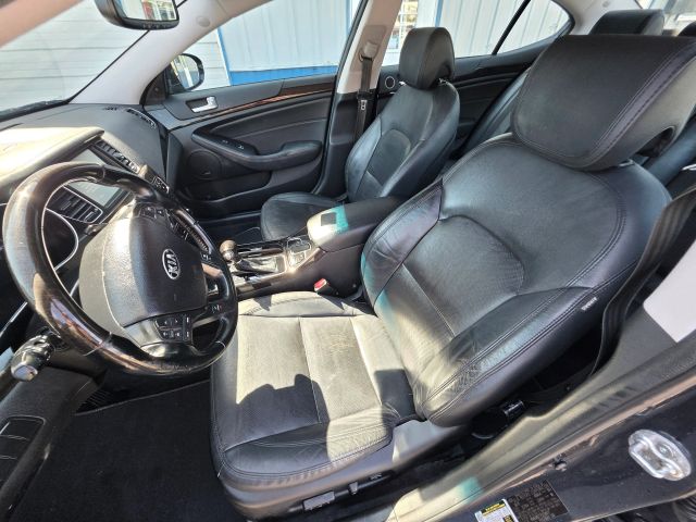 KiaCadenza Premium Sedan 4D14