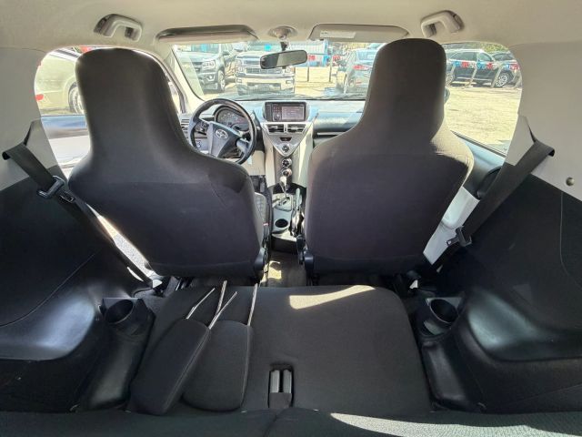 ScioniQ Hatchback 2D11
