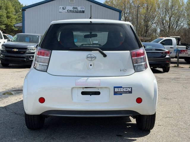 ScioniQ Hatchback 2D4
