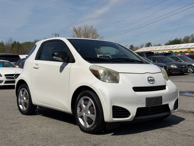 ScioniQ Hatchback 2D7