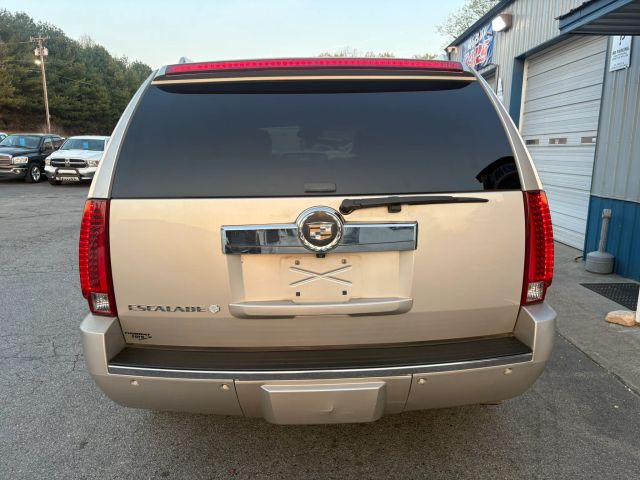 CadillacEscalade Sport Utility 4D4