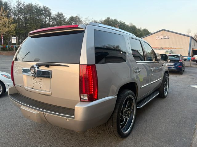 CadillacEscalade Sport Utility 4D6