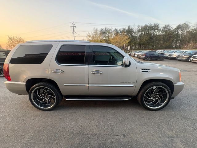 CadillacEscalade Sport Utility 4D7