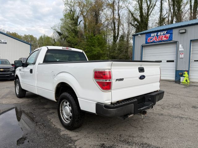 FordF150 Regular Cab XL Pickup 2D 8 ft3