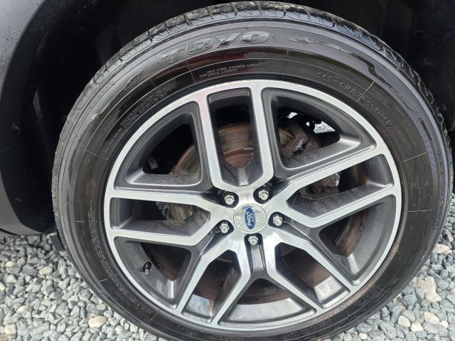 FordExplorer Sport SUV 4D10