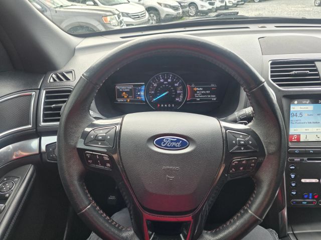 FordExplorer Sport SUV 4D15