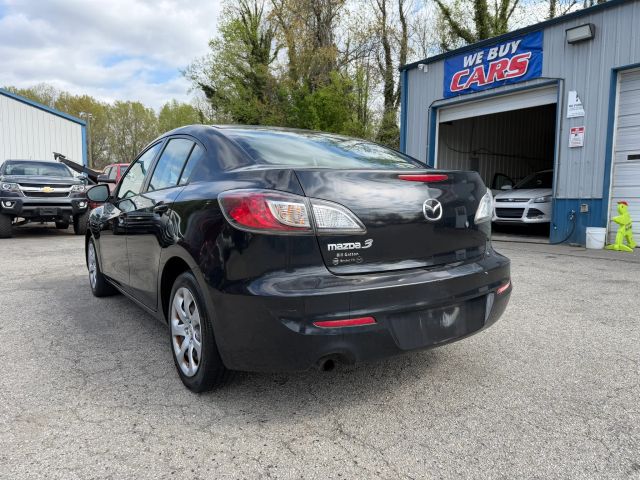MAZDAMAZDA3 i SV Sedan 4D3