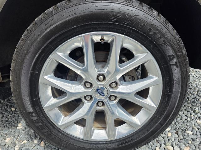 FordExpedition Limited Sport Utility 4D10