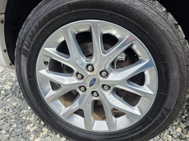 FordExpedition Limited Sport Utility 4D9