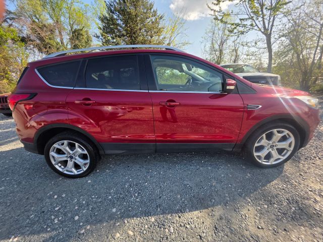 FordEscape Titanium Sport Utility 4D4
