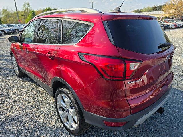 FordEscape Titanium Sport Utility 4D7