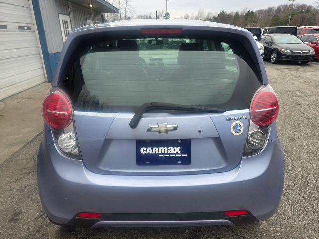 ChevroletSpark LS Hatchback 4D6