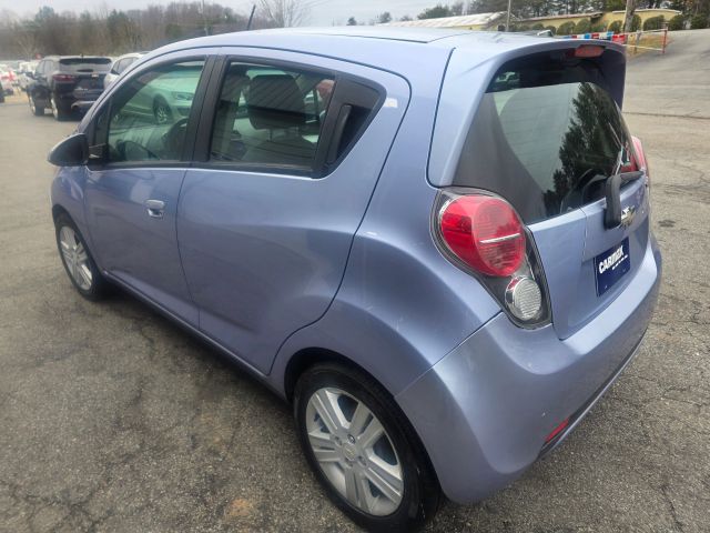 ChevroletSpark LS Hatchback 4D7
