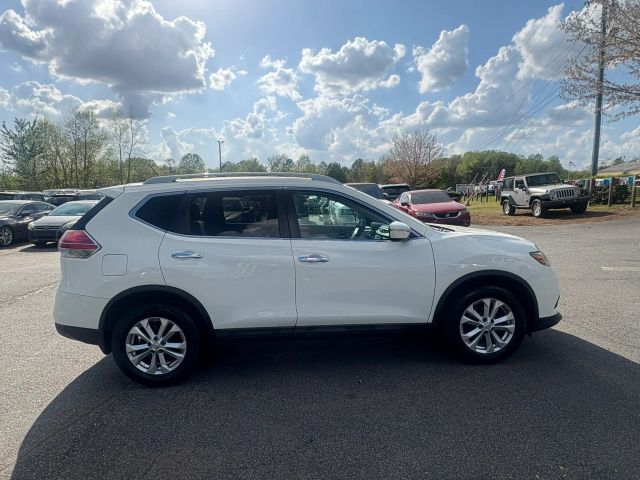 NissanRogue SV Sport Utility 4D6