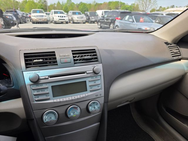 ToyotaCamry CE Sedan 4D15
