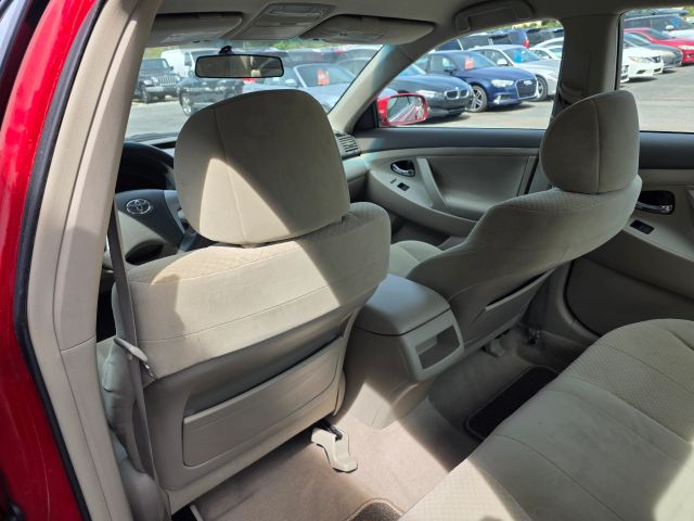 ToyotaCamry CE Sedan 4D17