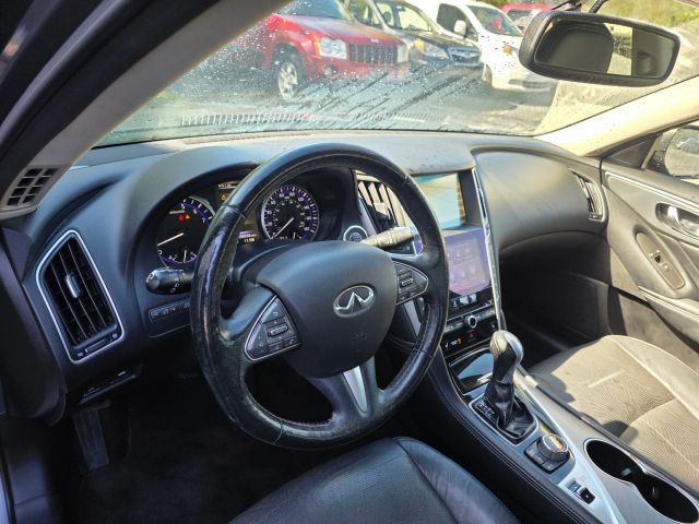 INFINITIQ50 3.7 Premium Sedan 4D13