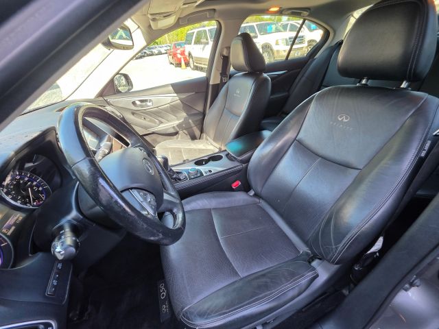 INFINITIQ50 3.7 Premium Sedan 4D14