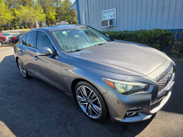 INFINITIQ50 3.7 Premium Sedan 4D3