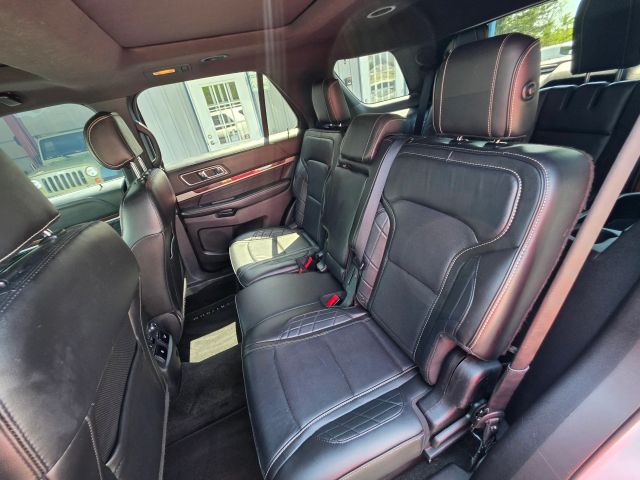 FordExplorer Platinum Sport Utility 4D20