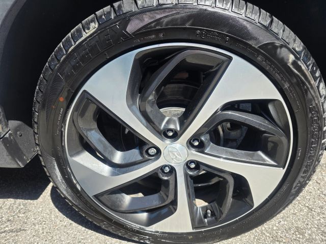 HyundaiTucson Sport SUV 4D10