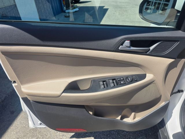 HyundaiTucson Sport SUV 4D11