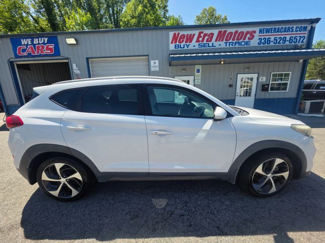 HyundaiTucson Sport SUV 4D4