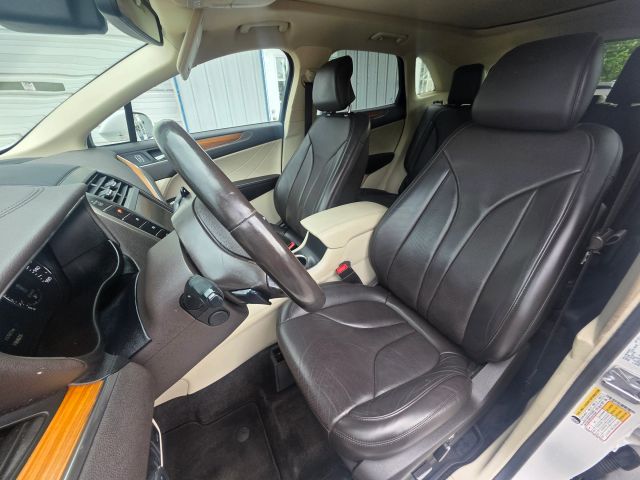 LincolnMKC Sport Utility 4D14