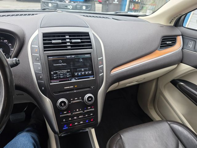 LincolnMKC Sport Utility 4D16